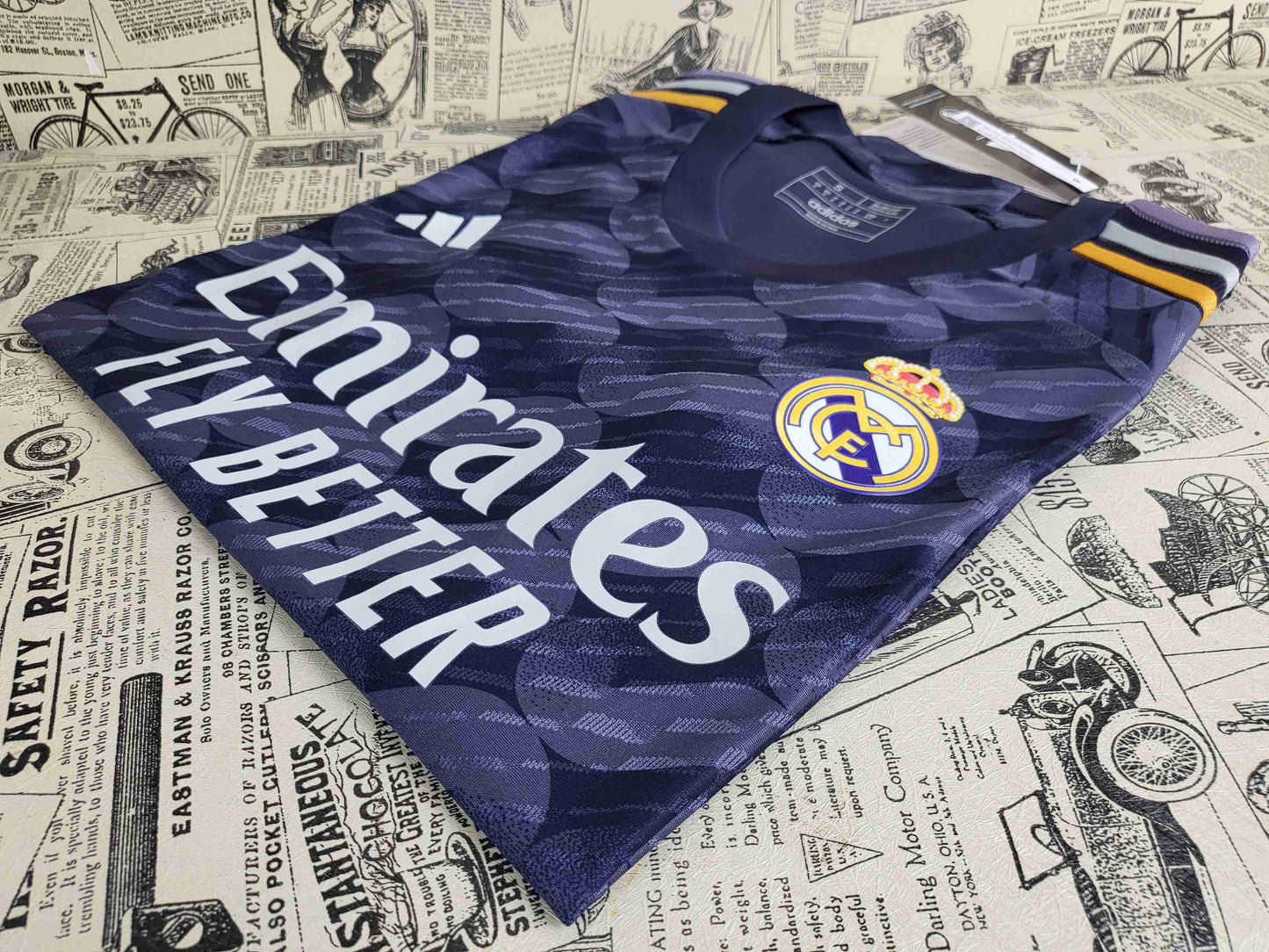 Real Madrid Authentique Extérieur 23/24