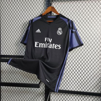 Real Madrid Exterieur Retro 16/17