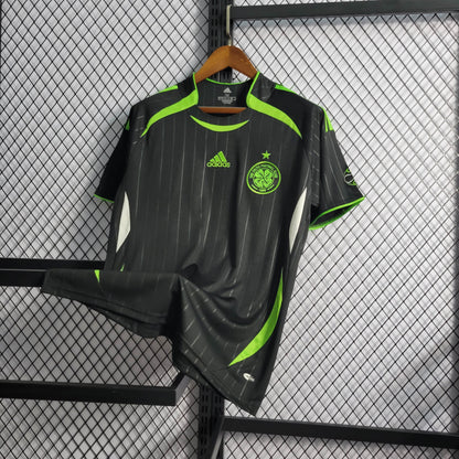 Celtic Retro 06/07