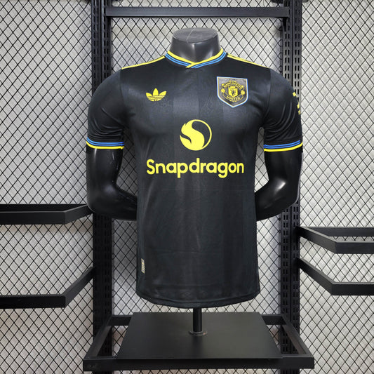 Manchester United Authentique Third 25/26