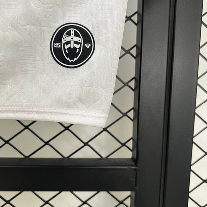 Vitoria de Guimaraes Domicile 25/26